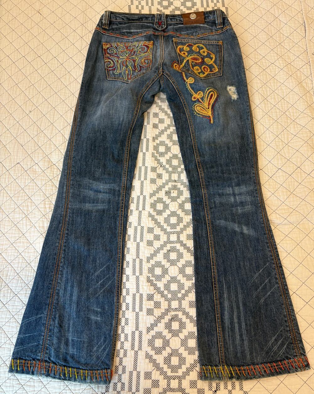 Antik Denim VINTAGE Low Rise Flare Embroidered Jeans size 29